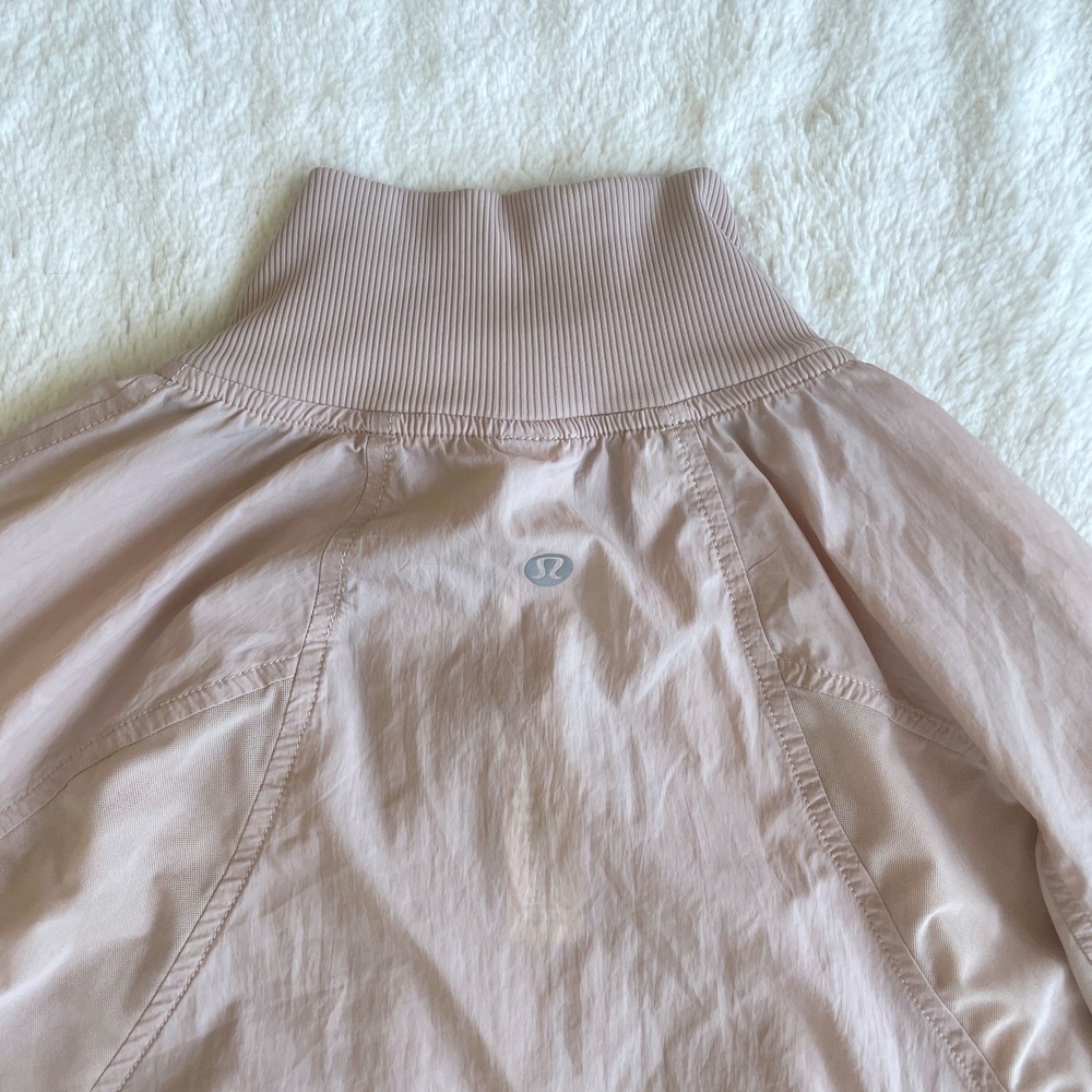 Lululemon Serve It Jacket Cropped Mesh Training Bomber Muse Pink Size 2 - Picture 4 of 10